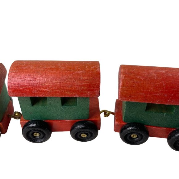 Vintage Mini Wood Train Handmade Painted Red Green Connect 3 Pieces u - Picture 4 of 7